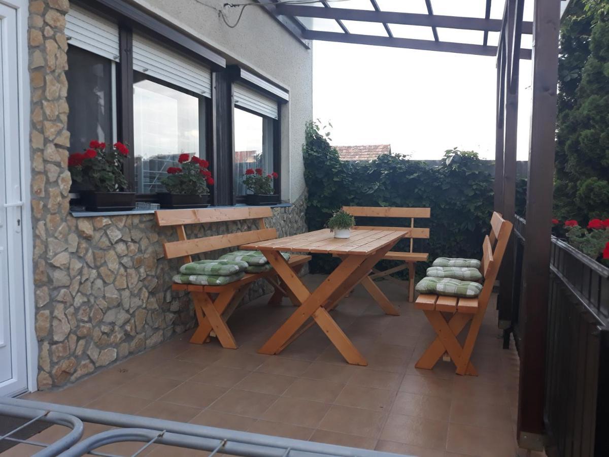 Nati és Bea Vendégház Hajdúszoboszló Exterior foto